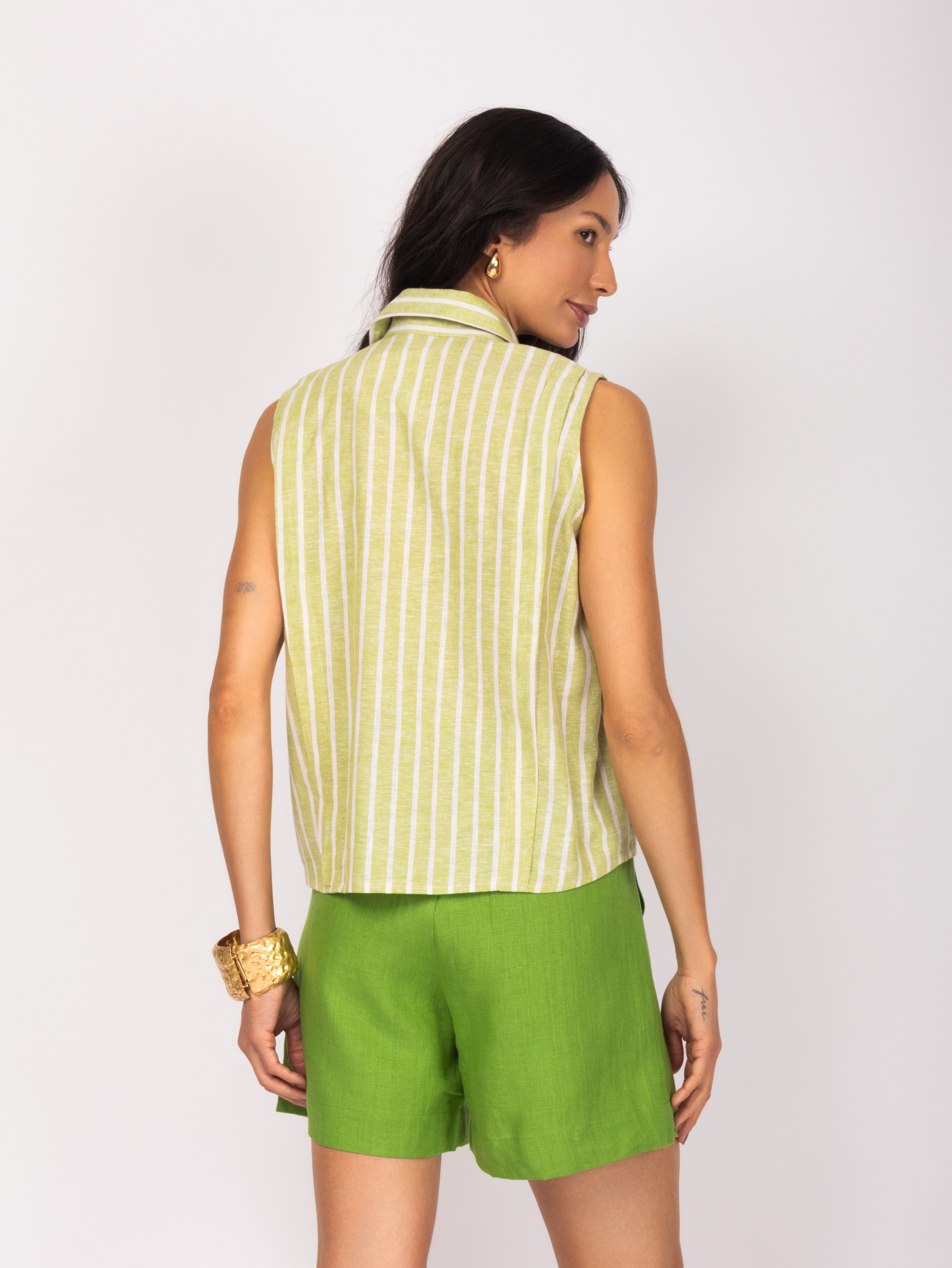 Shorts Alfaiataria em Linho