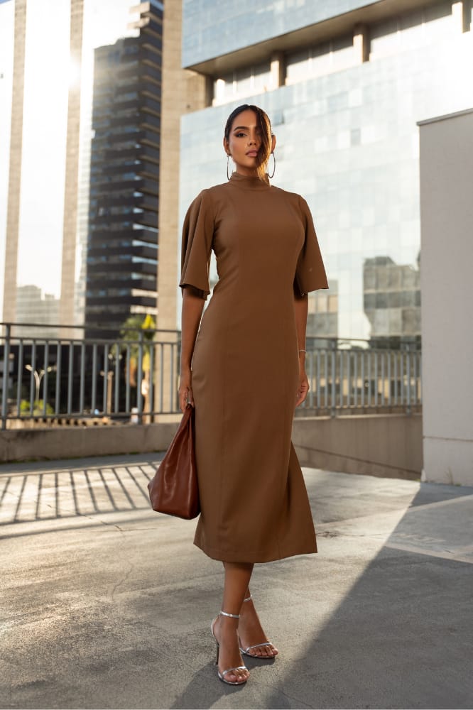 Vestido Longuete Manga Evasê Giulia Chocolatte